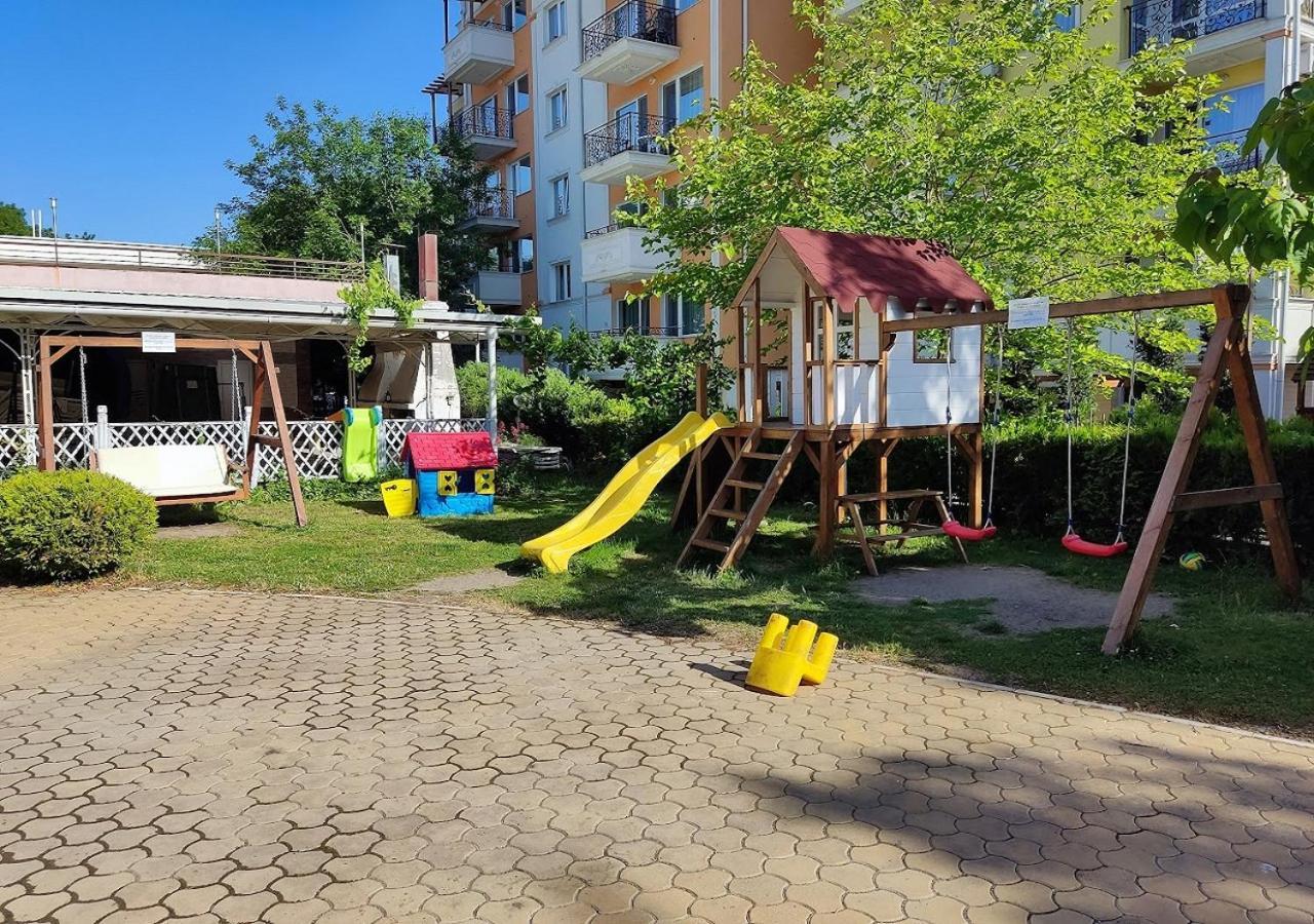Charis Cozy Family Apart At Sun Village Complex Close To The Beach Sunny Beach Exterior photo